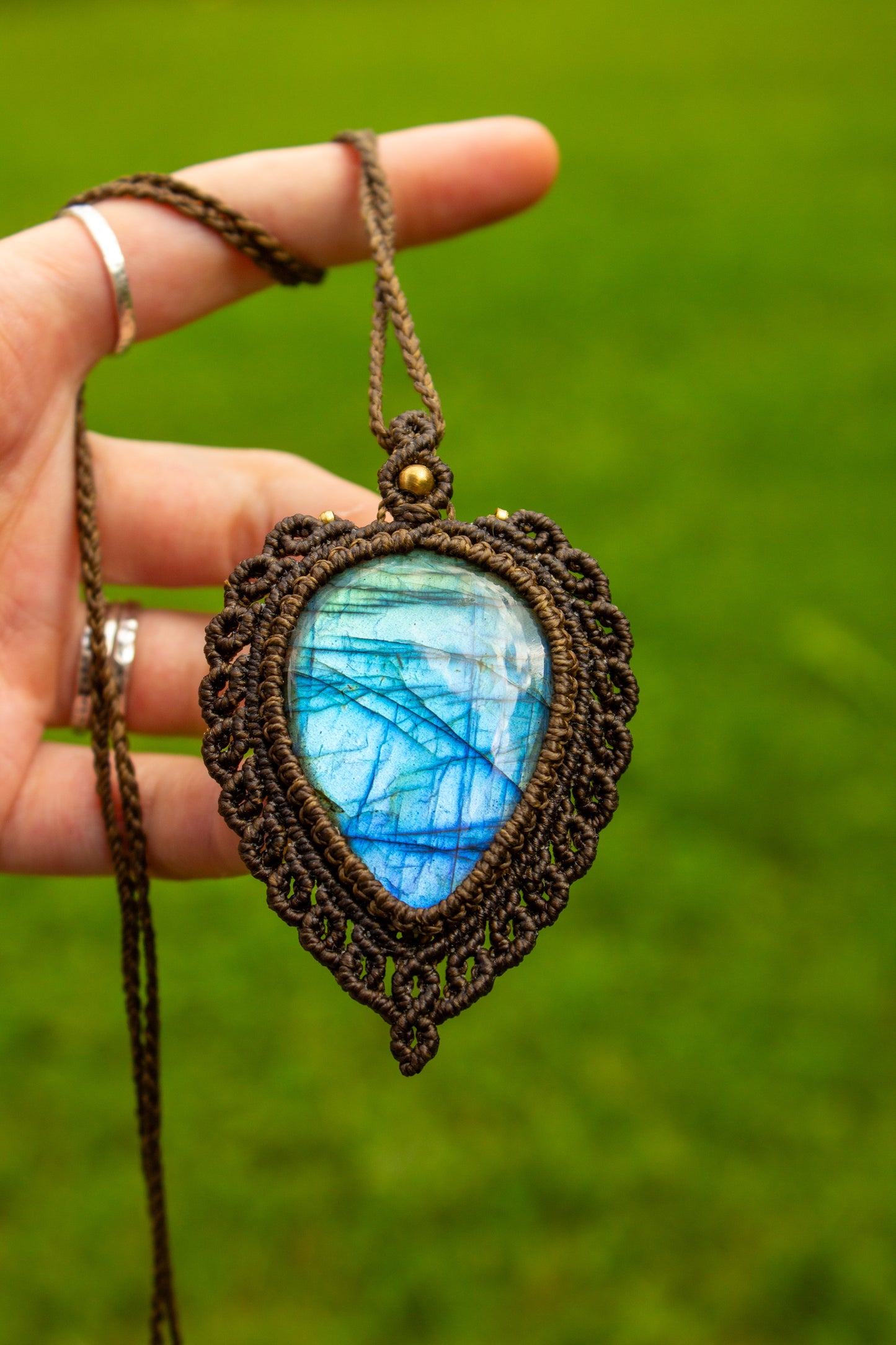 Labradorite • macrame necklace
