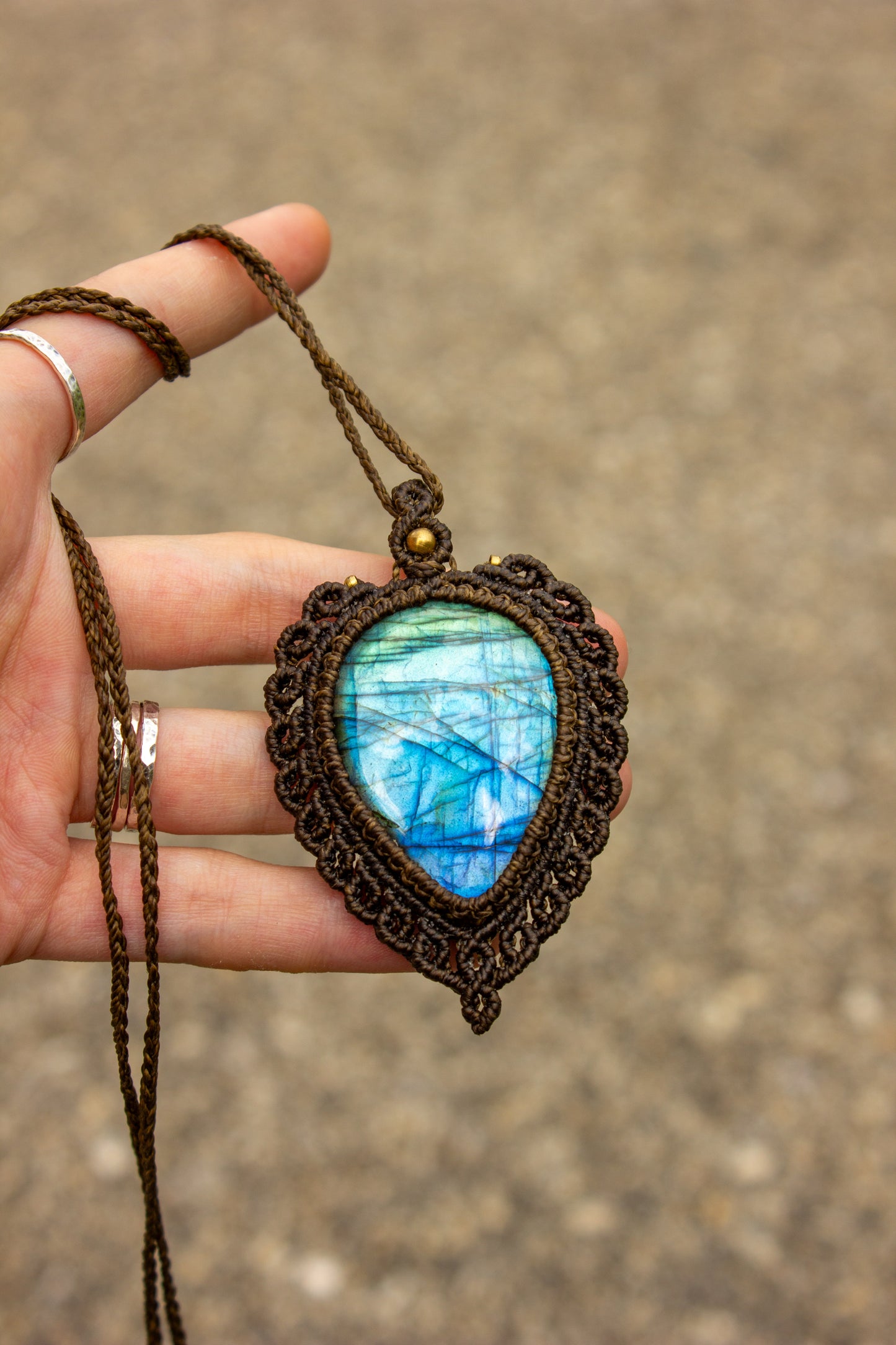 Labradorite • macrame necklace