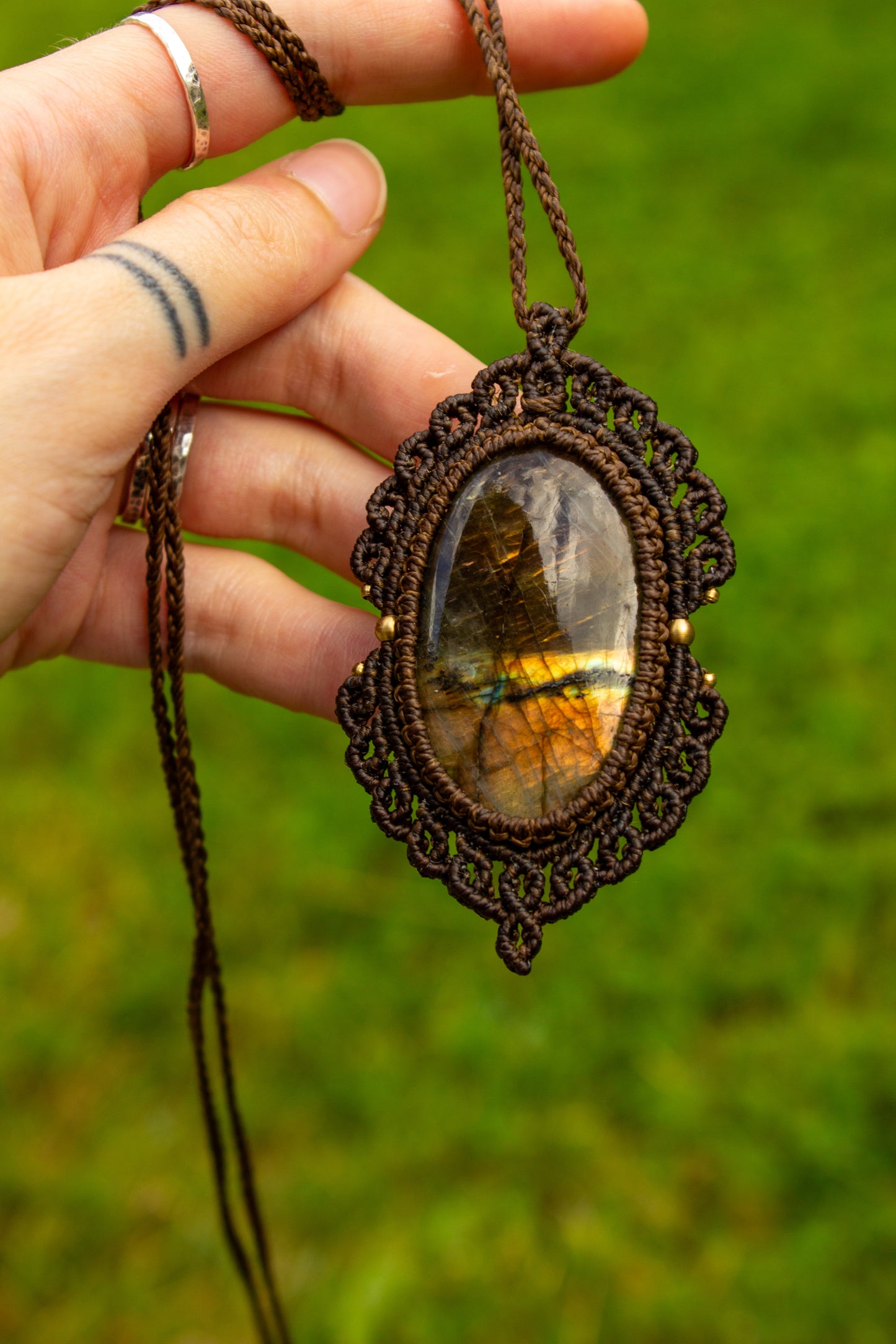 Labradorite • macrame necklace