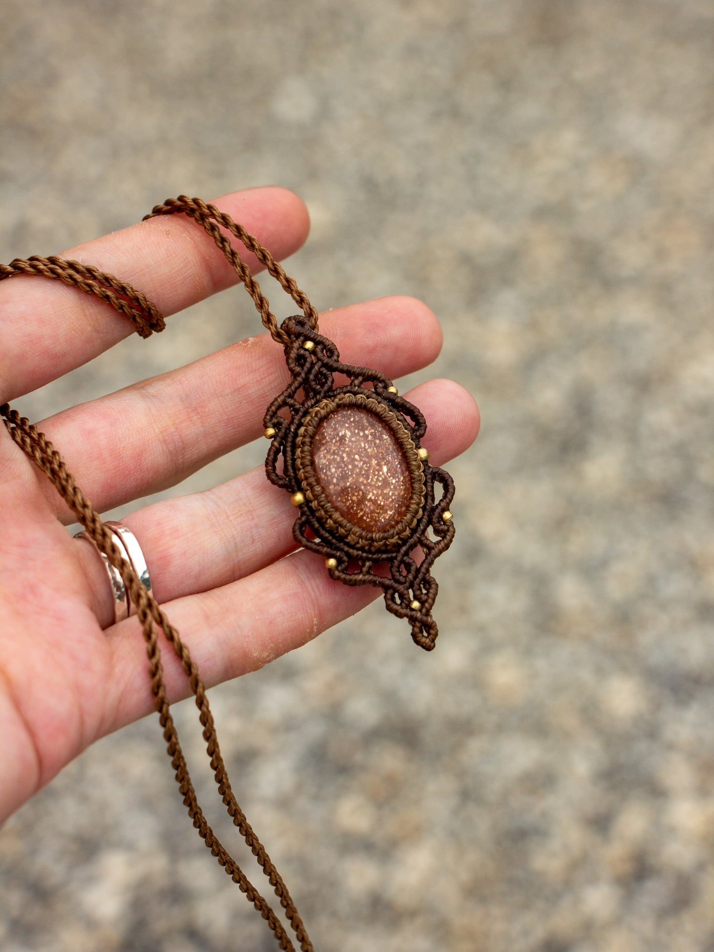 Confetti Sunstone macrame necklace