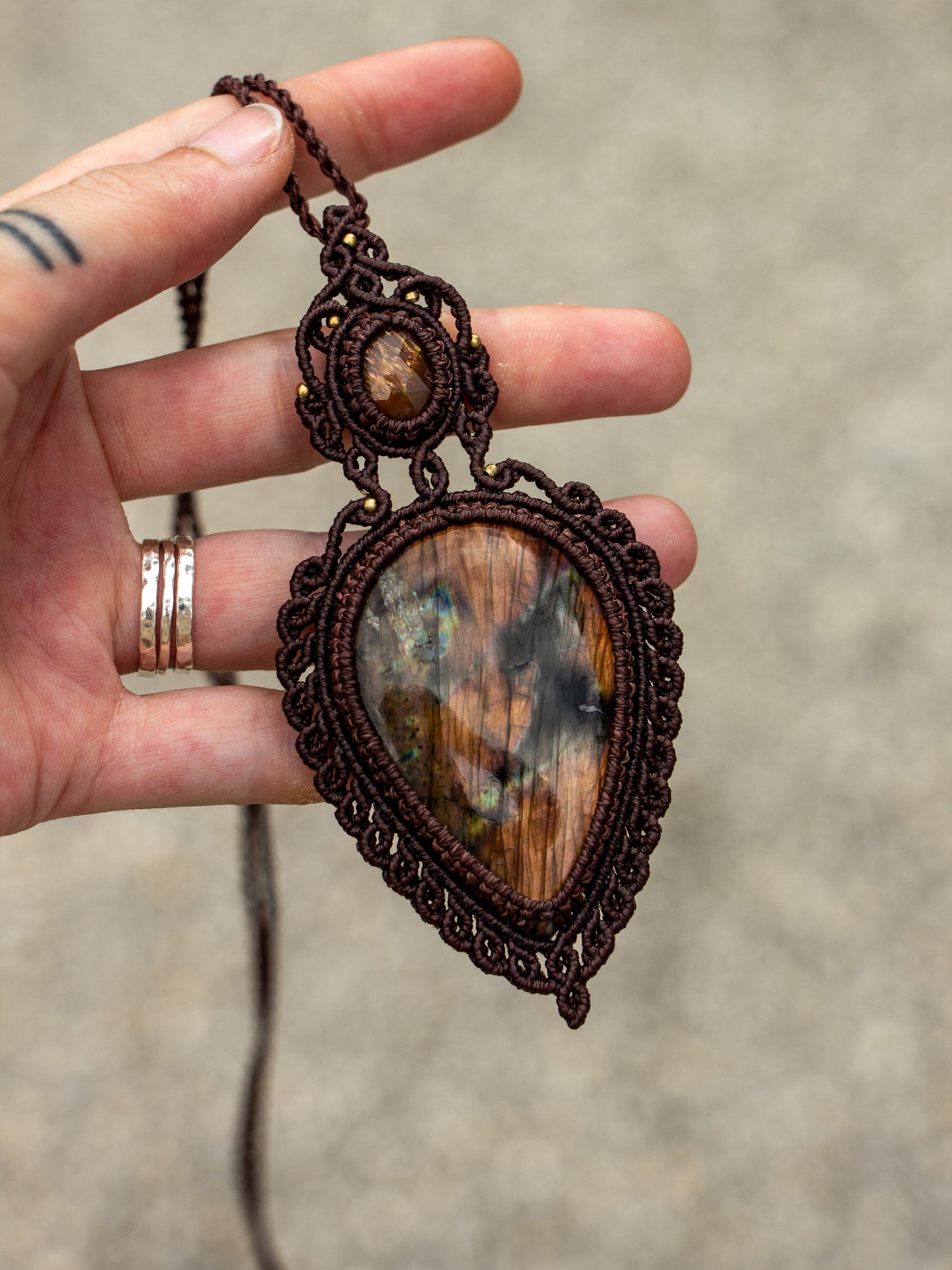 Sunstone & Labradorite macrame necklace
