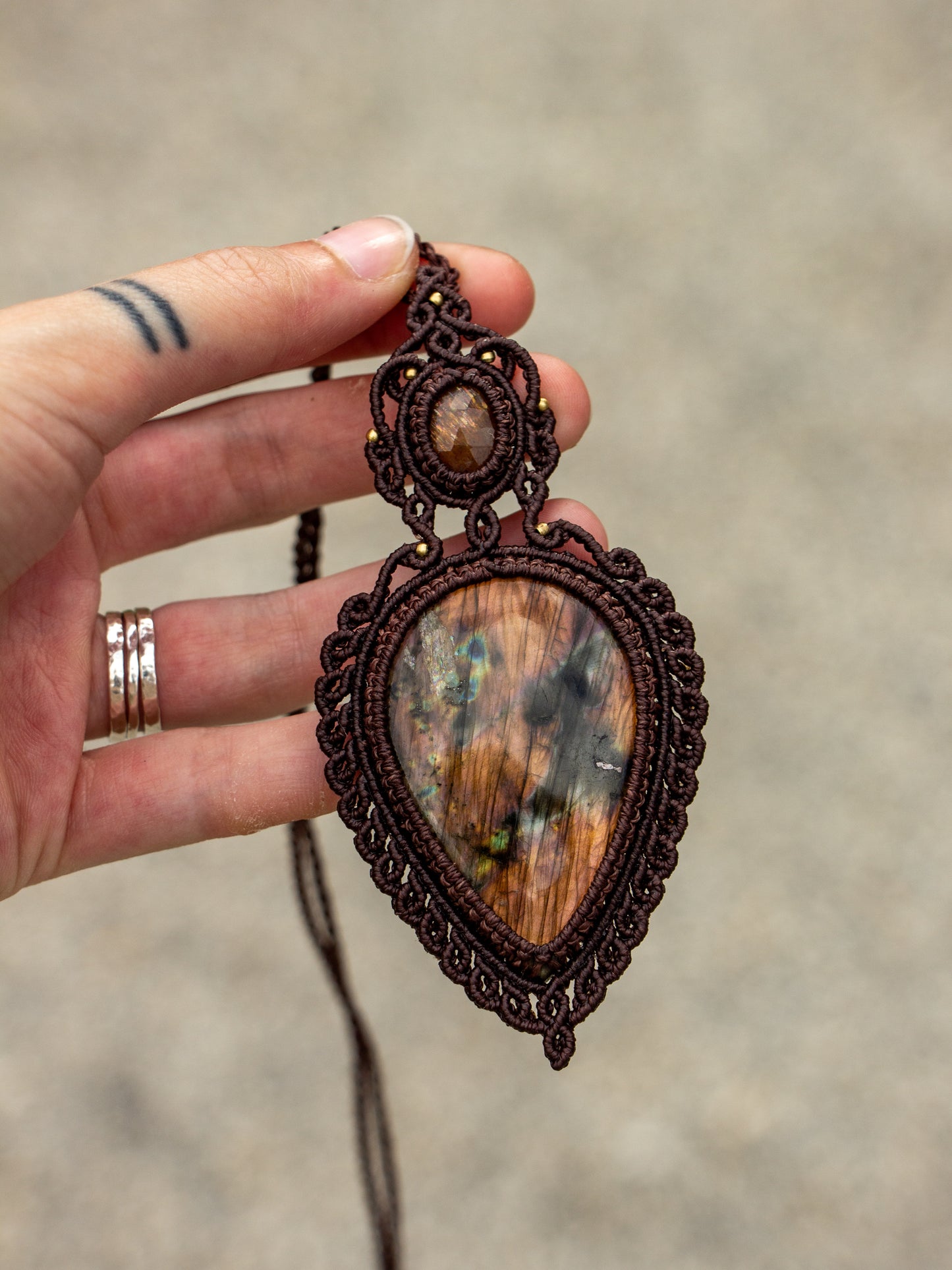 Sunstone & Labradorite macrame necklace