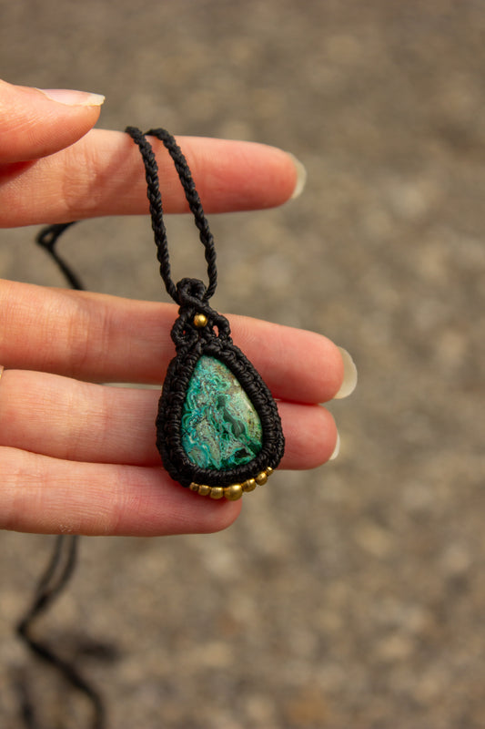 Chrysocolla Malachite • macrame necklace