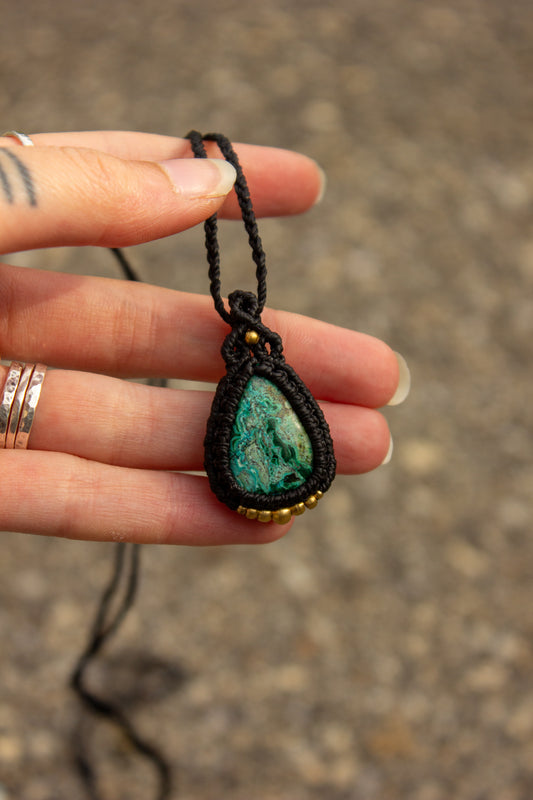 Chrysocolla Malachite • macrame necklace