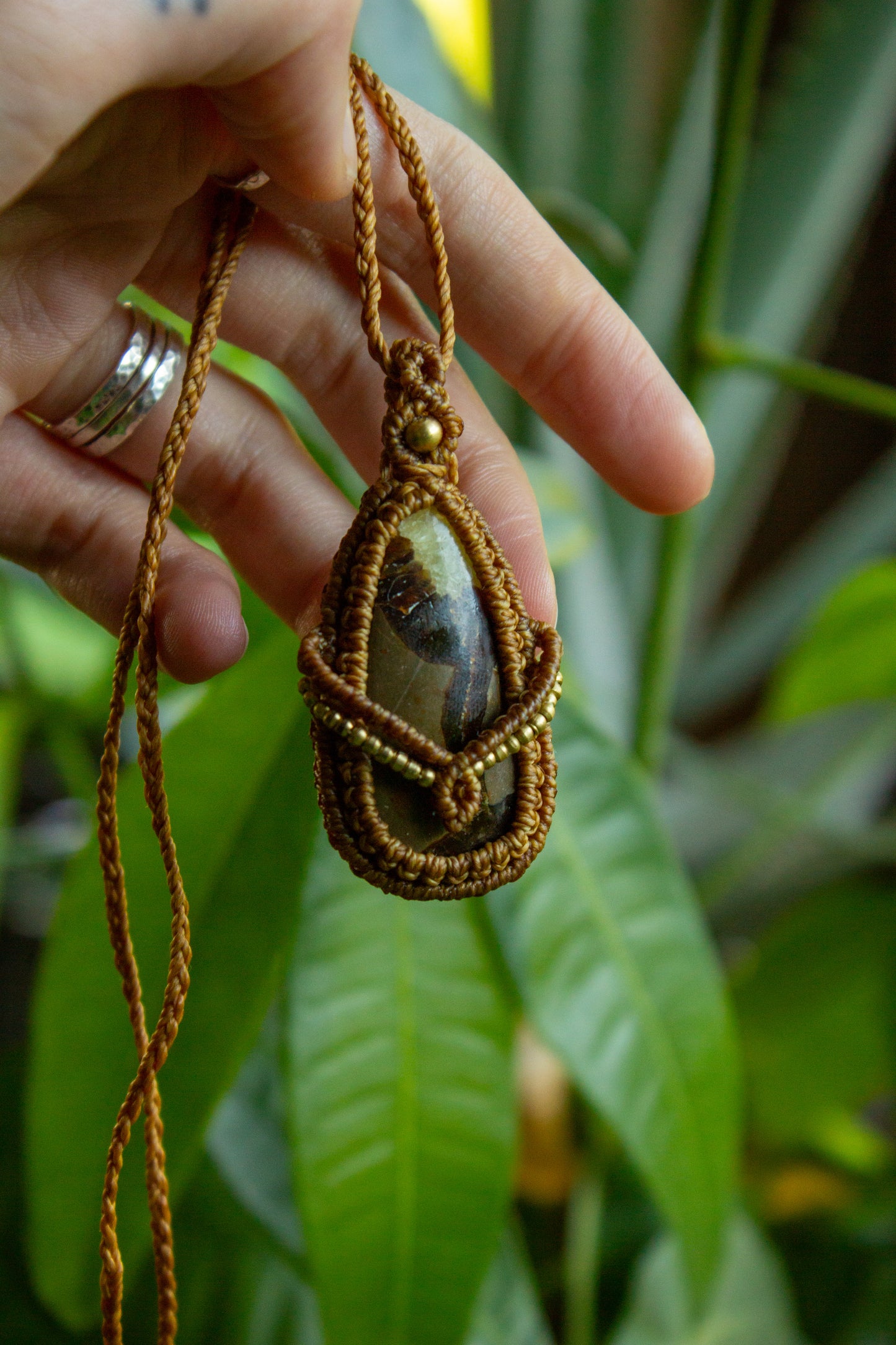 Septarian • macrame necklace