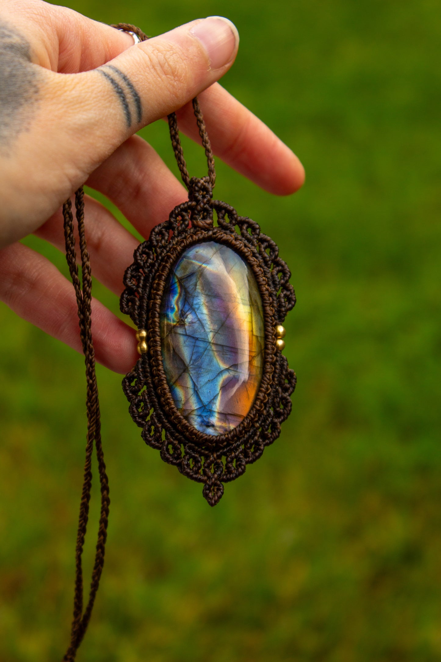 Labradorite • macrame necklace