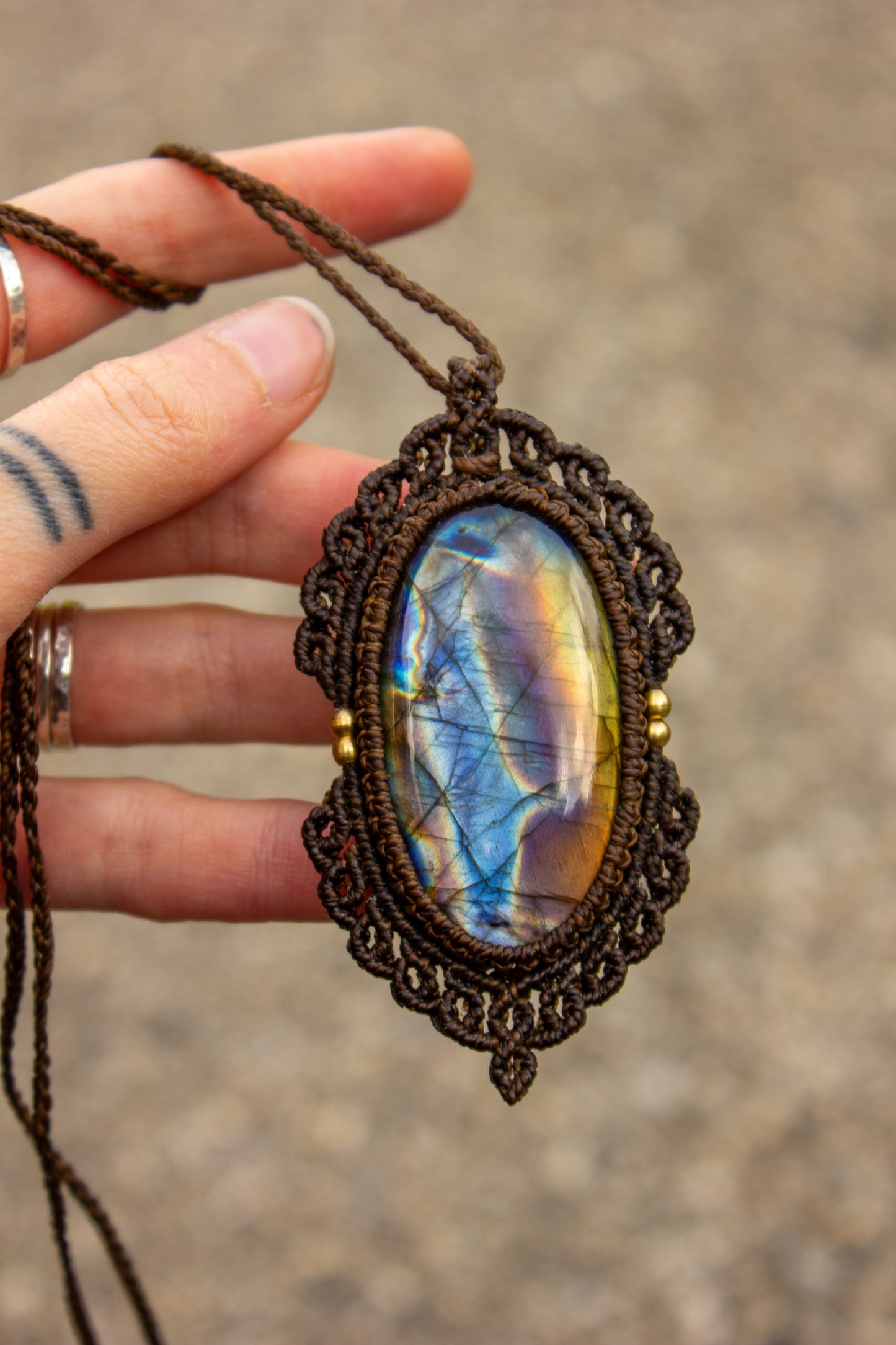 Labradorite • macrame necklace