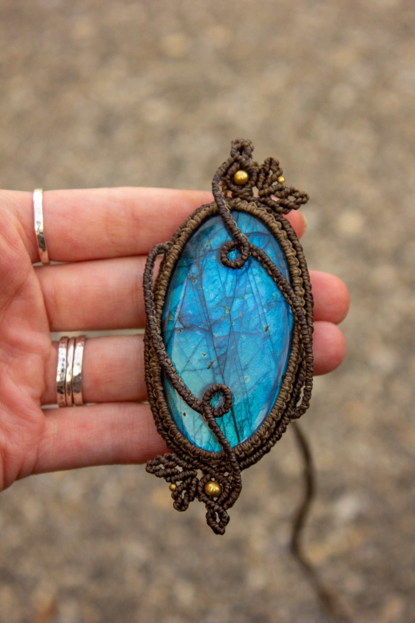 Labradorite • macrame necklace