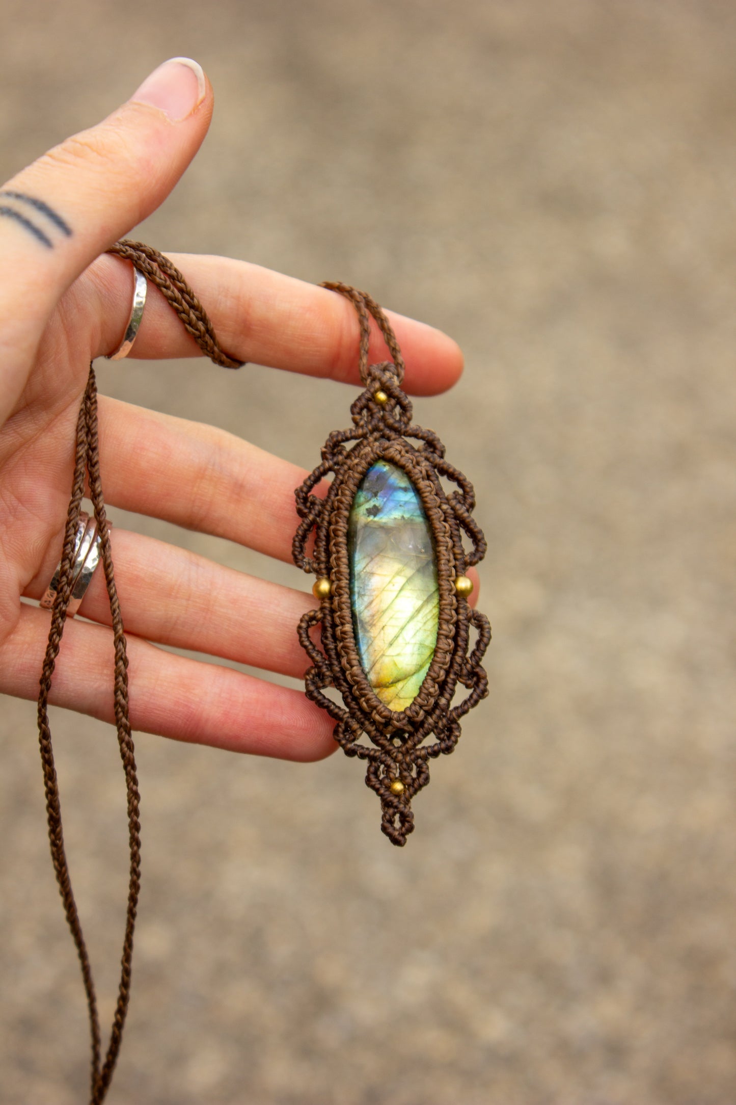 Labradorite • macrame necklace