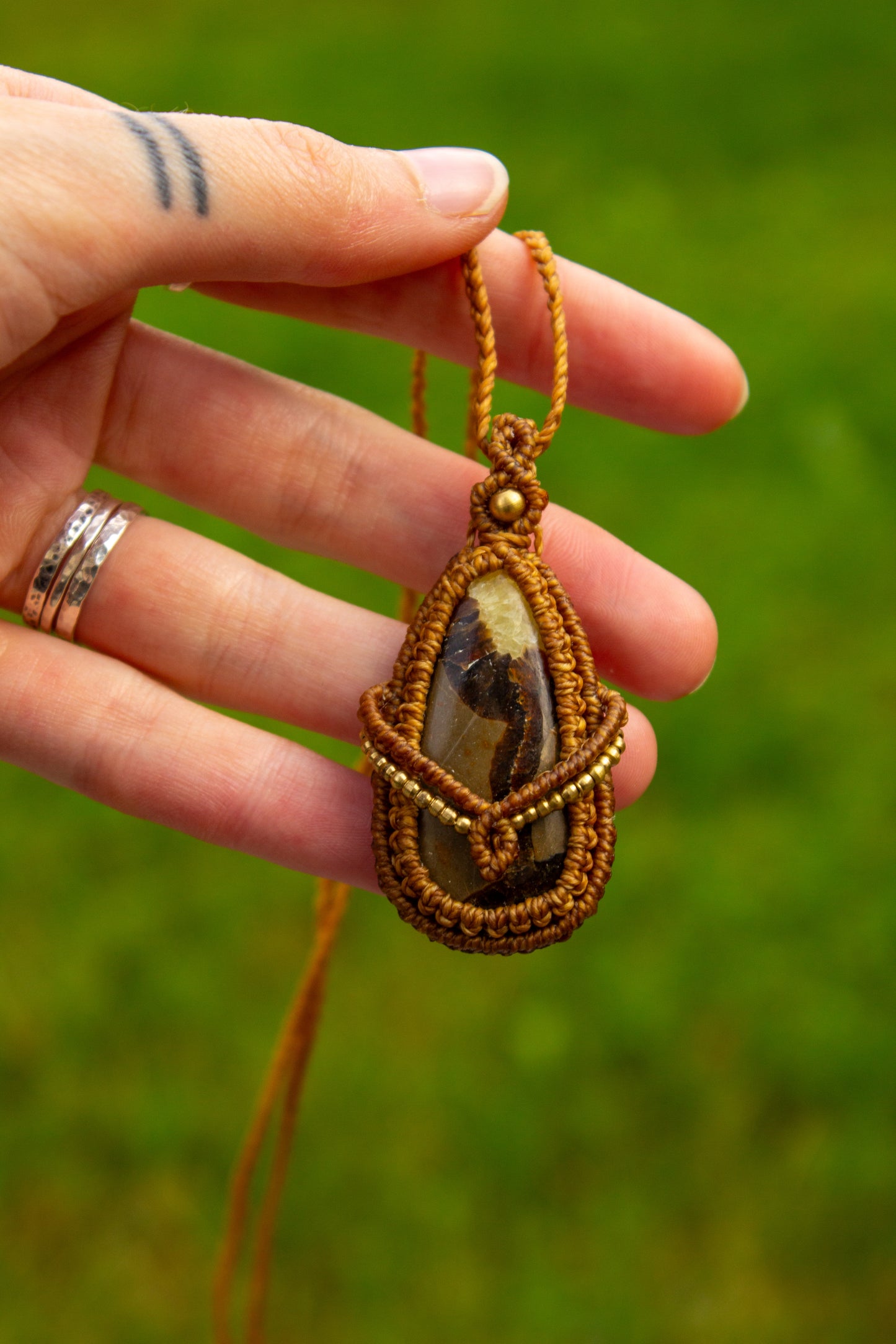 Septarian • macrame necklace