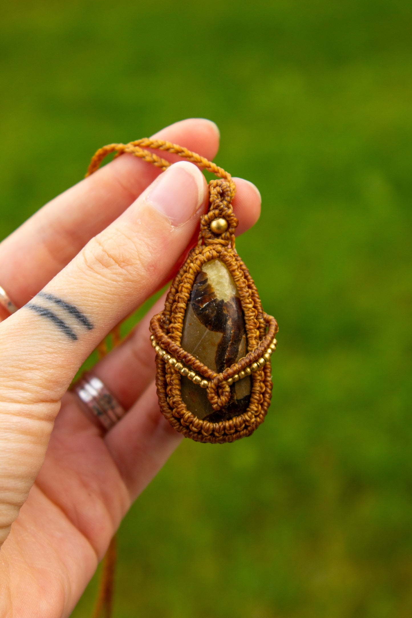 Septarian • macrame necklace