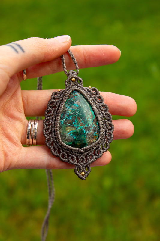 Chrysocolla Malachite • macrame necklace