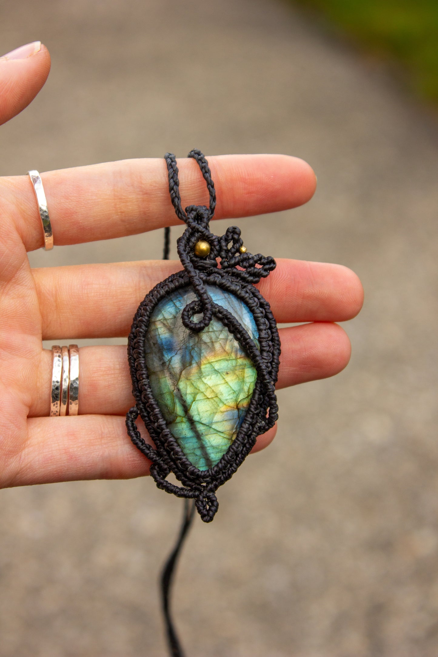 Labradorite • macrame necklace