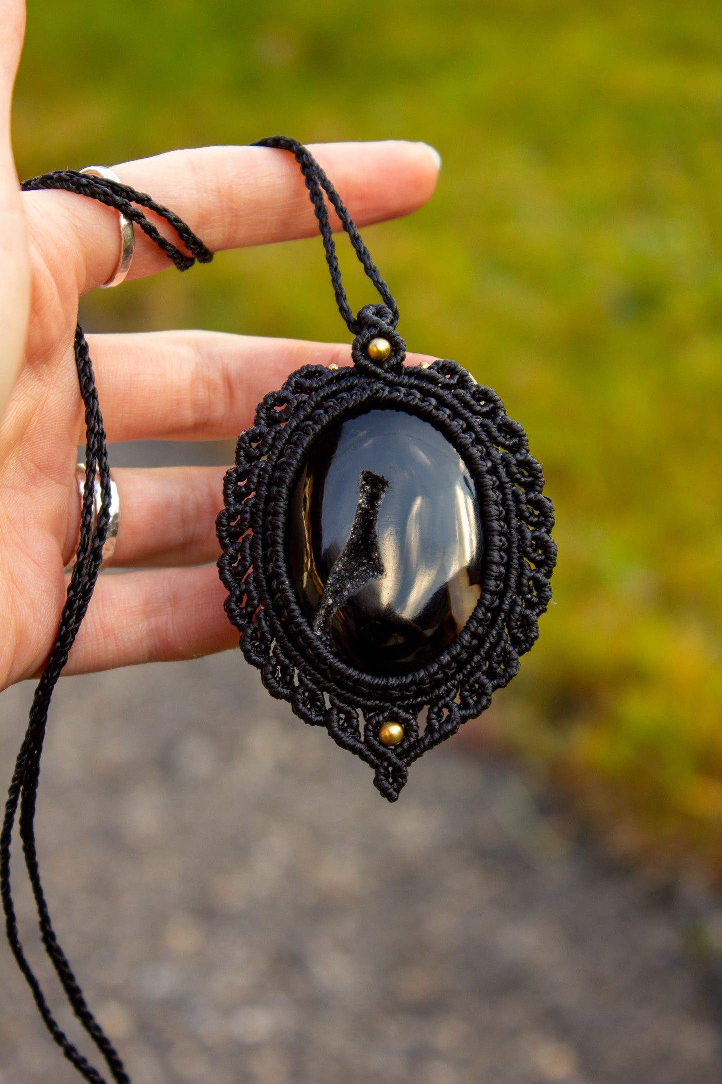 Druzy Onyx • macrame necklace