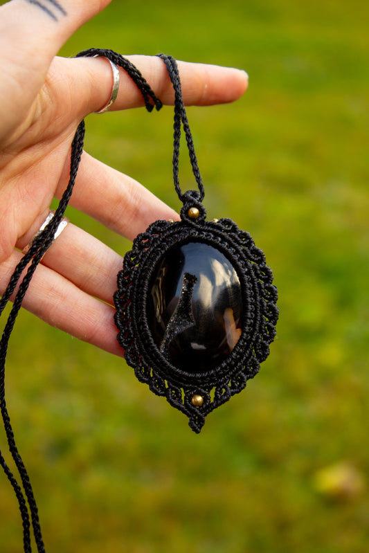 Druzy Onyx • macrame necklace