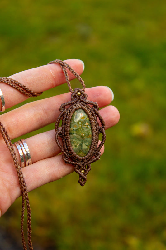 Rhyolite • macrame necklace