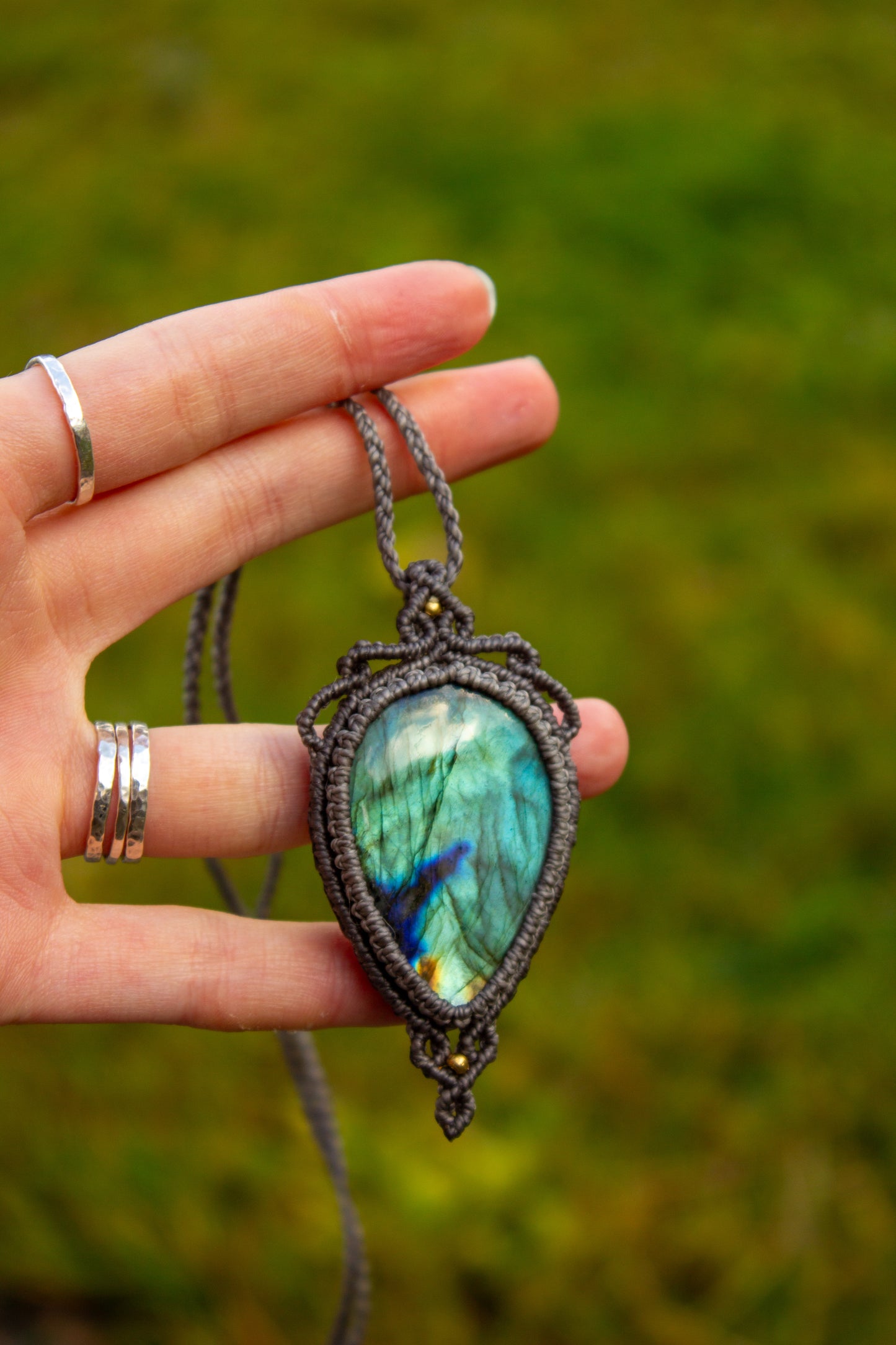 Labradorite • macrame necklace