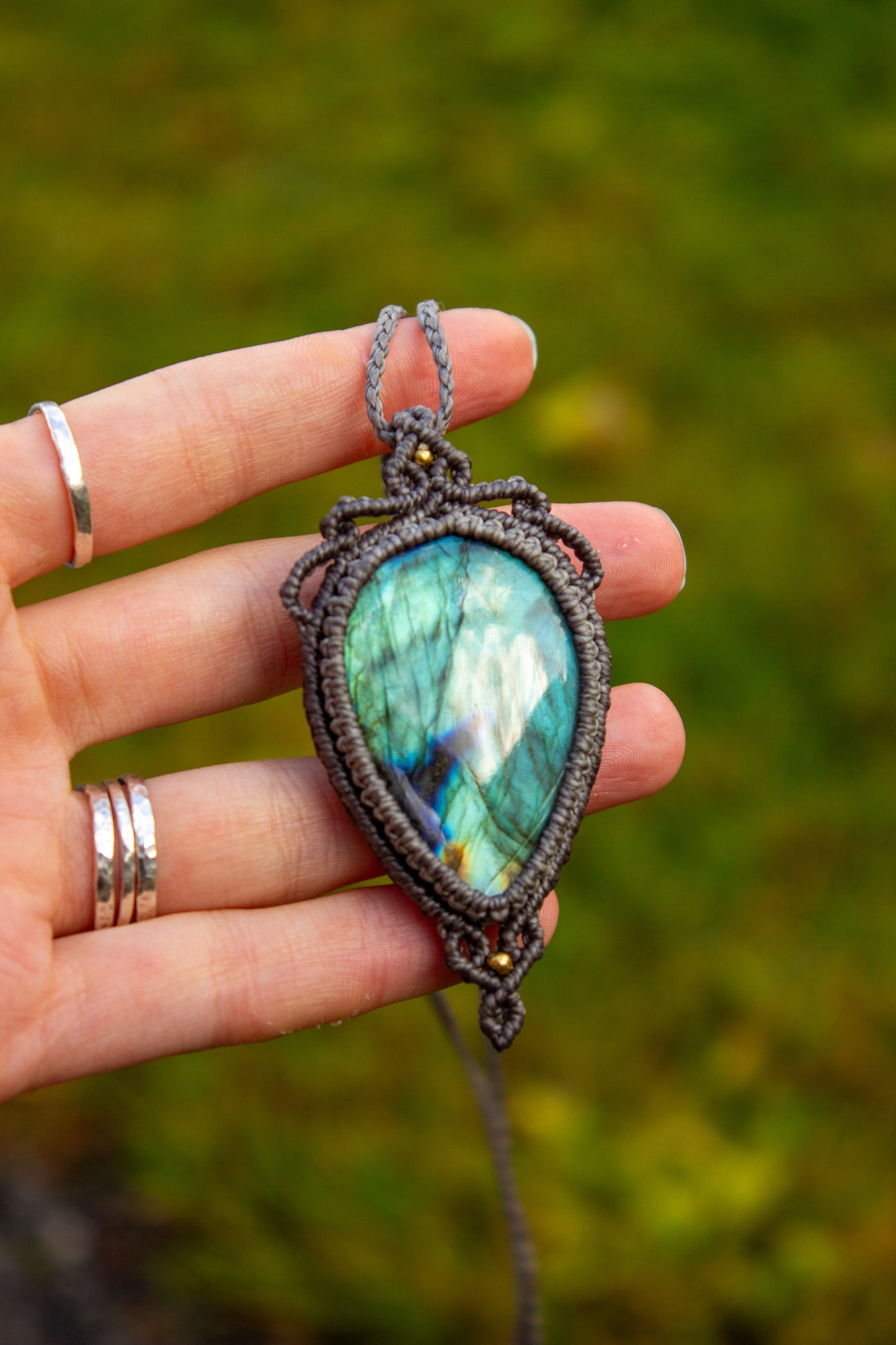 Labradorite • macrame necklace