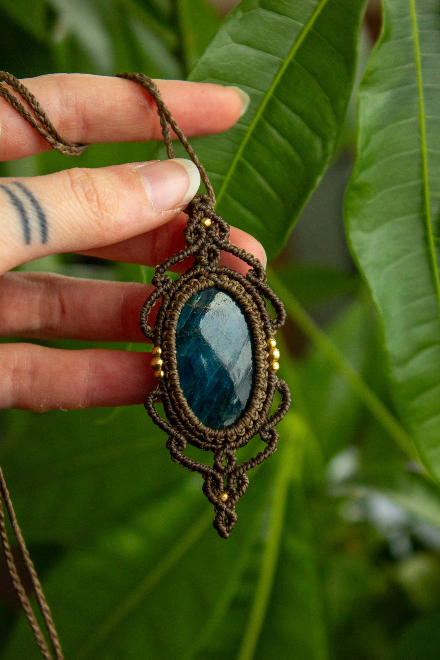 Apatite • macrame necklace