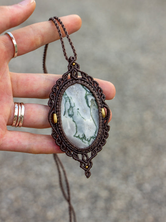 Moss Agate macrame necklace