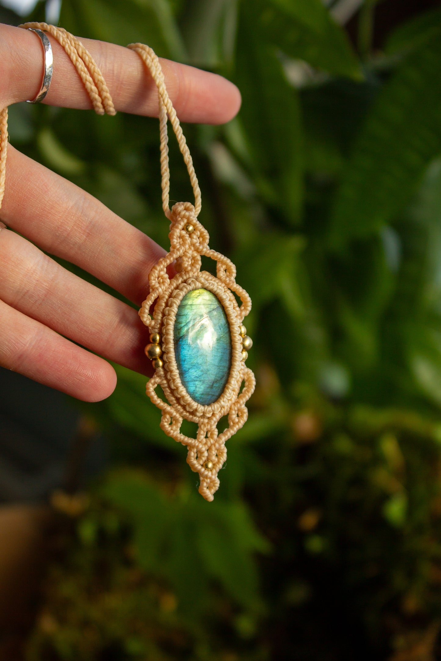 Labradorite • macrame necklace