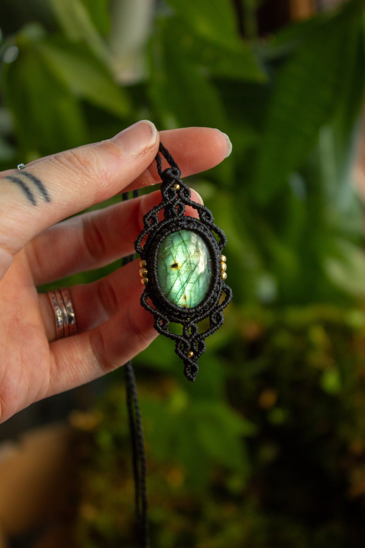 Labradorite • macrame necklace