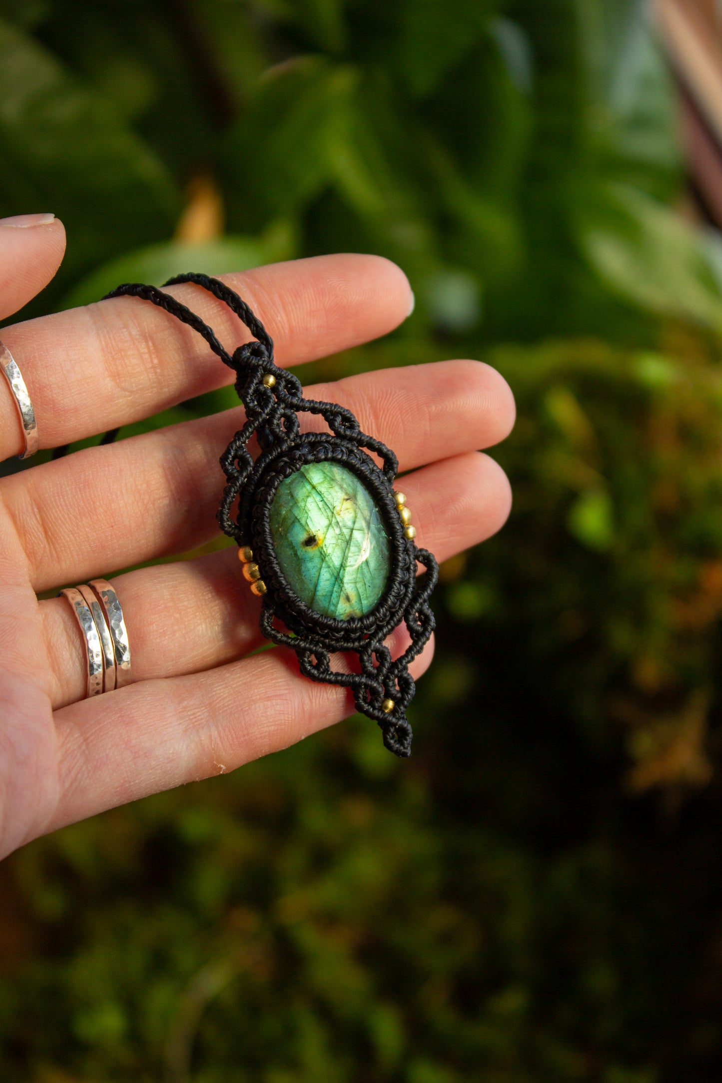 Labradorite • macrame necklace