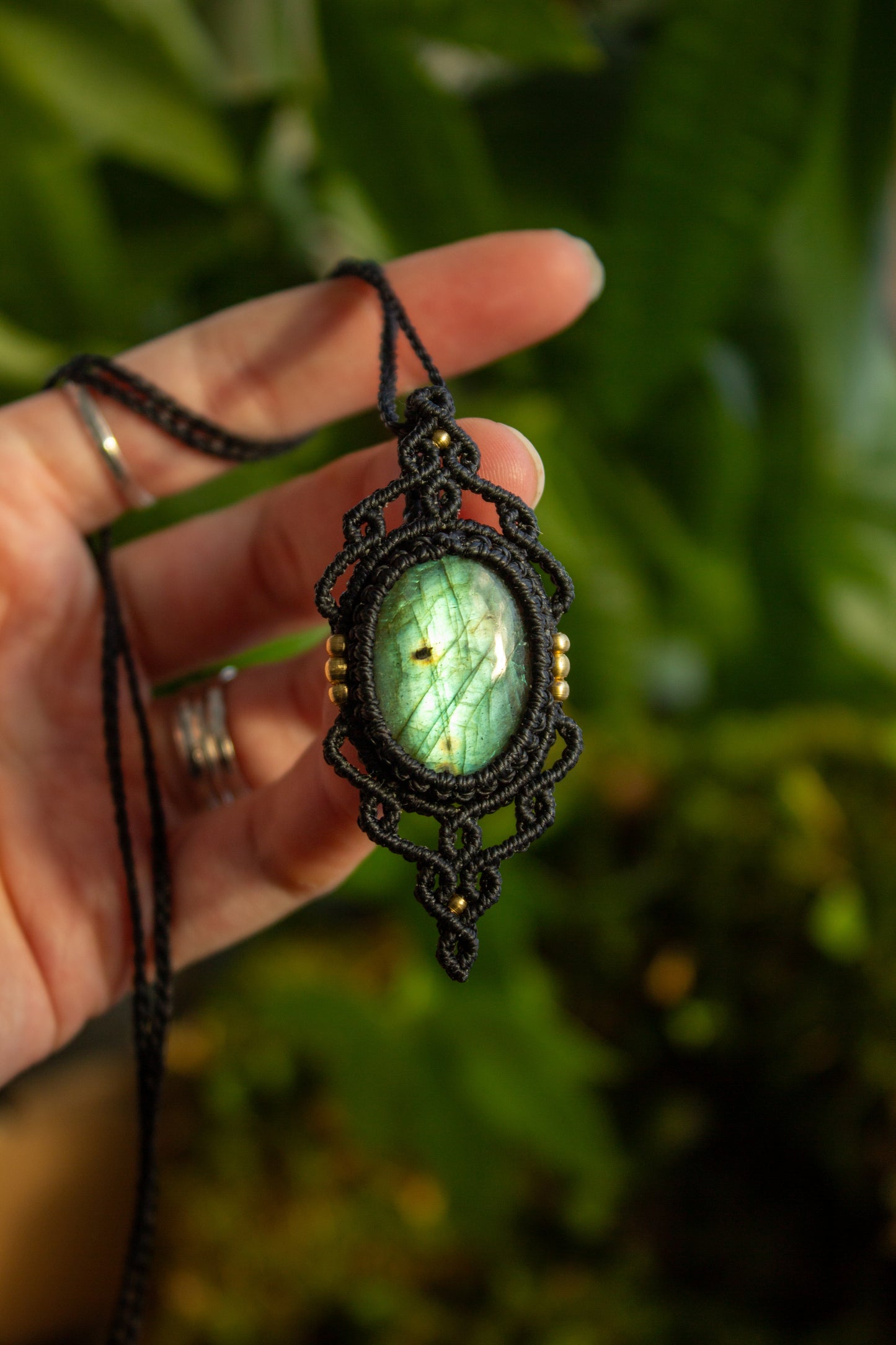 Labradorite • macrame necklace