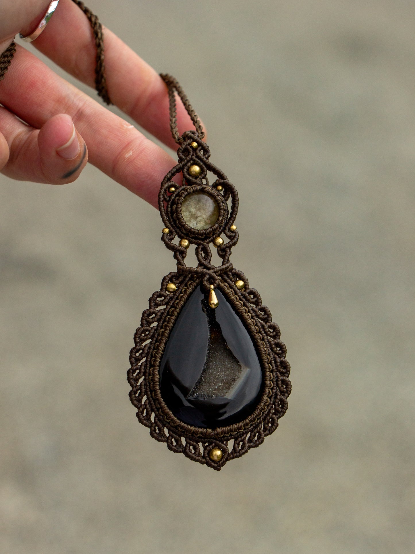 Lodolite & Black Onyx macrame necklace