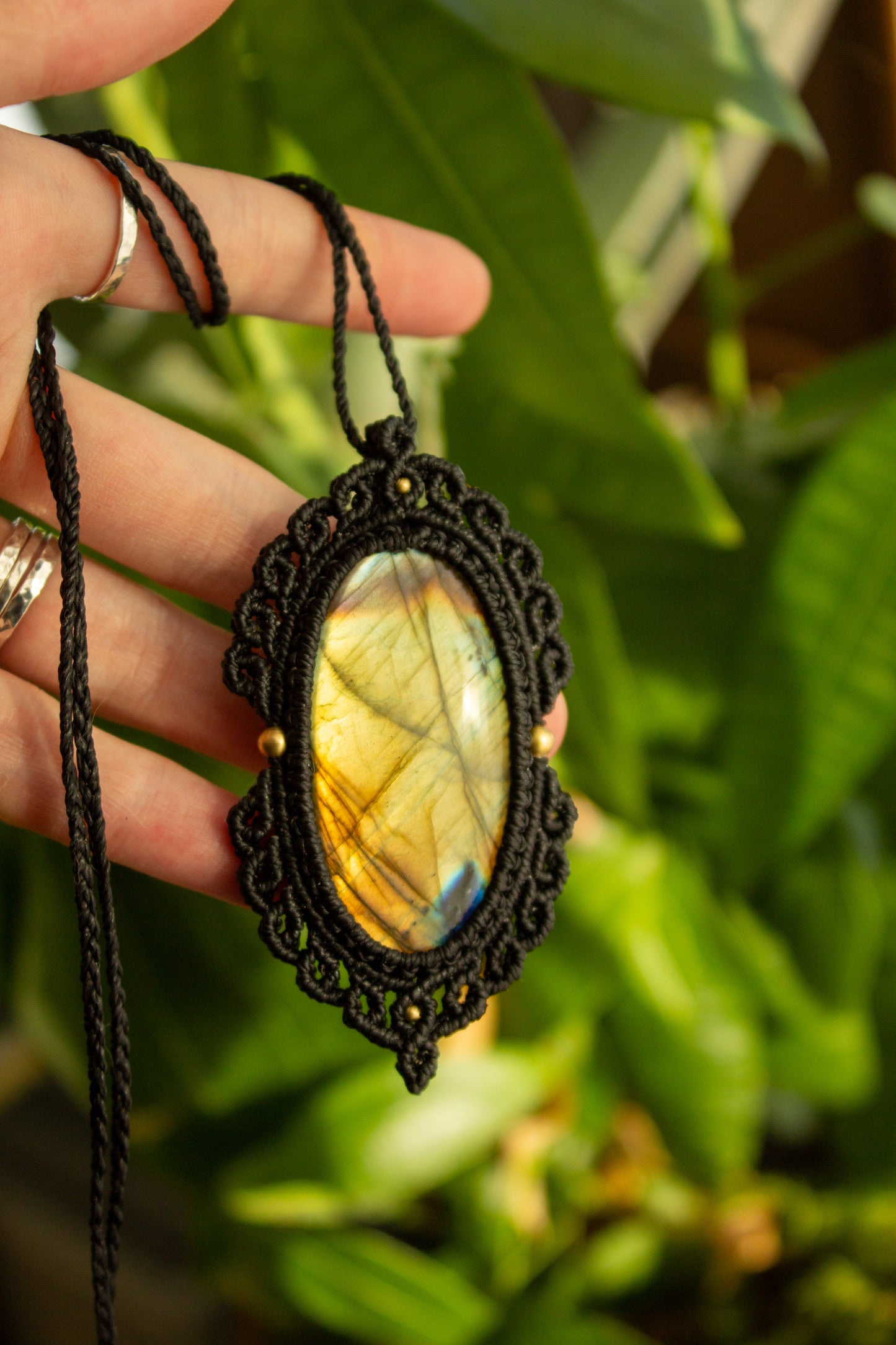 Labradorite • macrame necklace