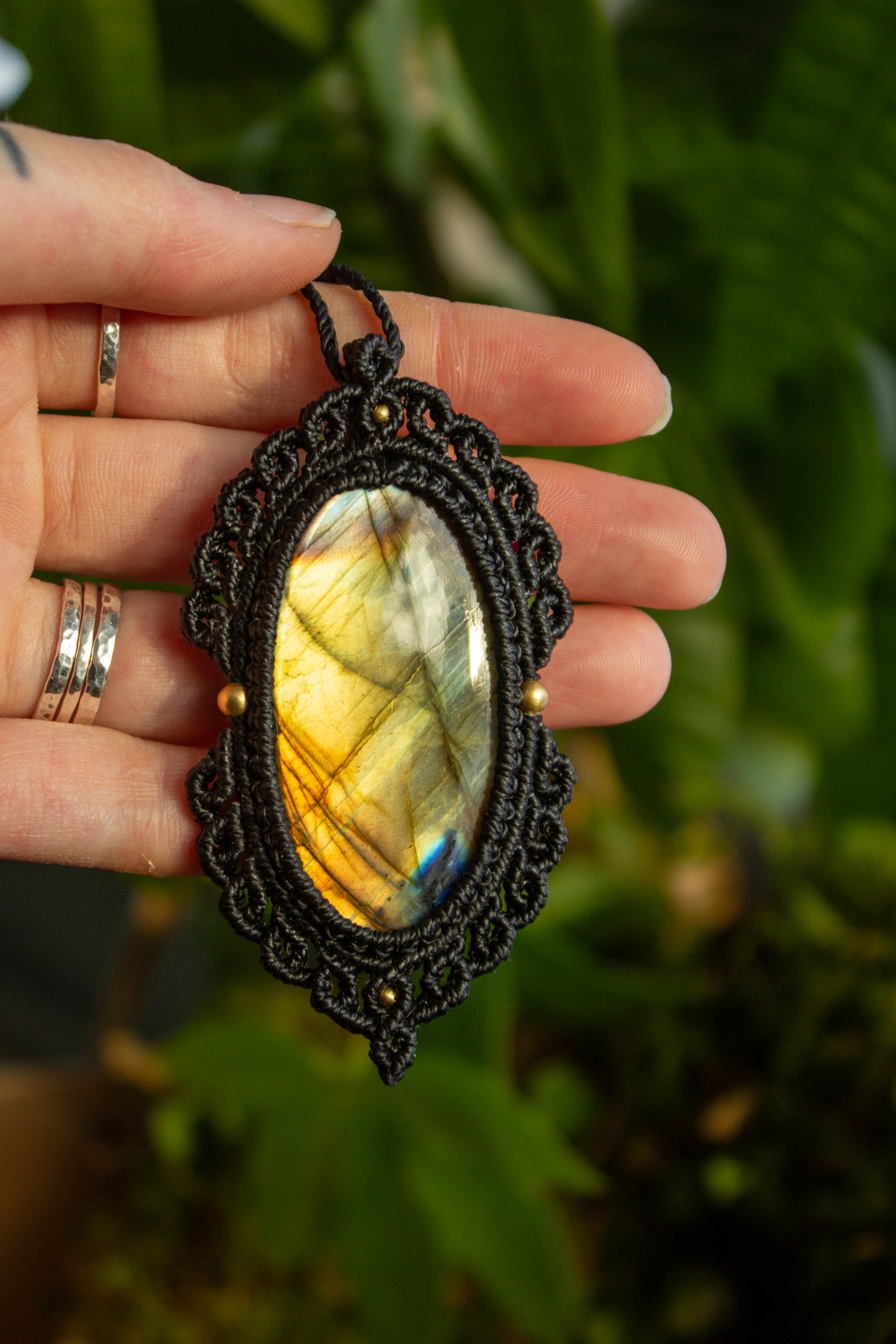 Labradorite • macrame necklace