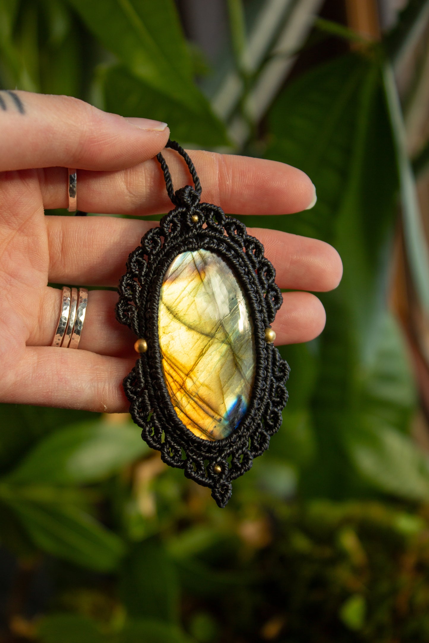 Labradorite • macrame necklace