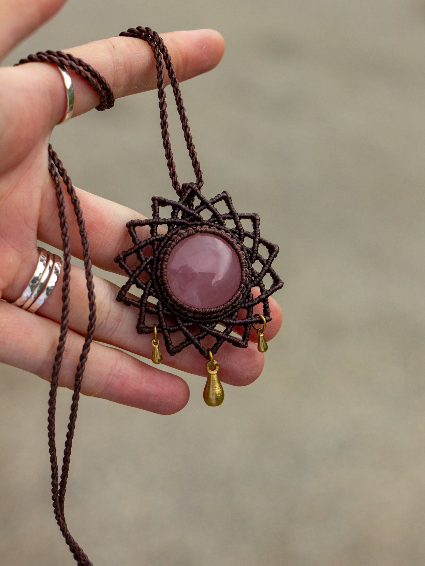 Rose Quartz macrame necklace