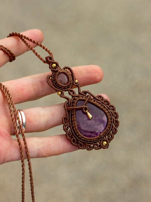 Rose Quartz & Amethyst macrame necklace