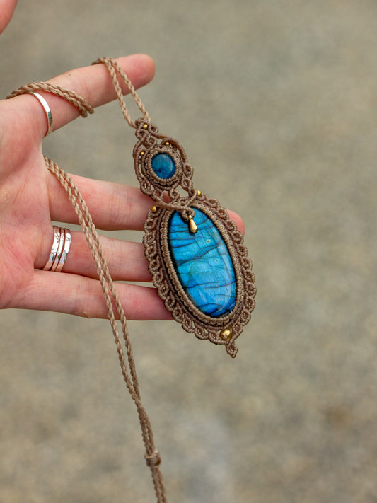 Apatite & Labradorite macrame necklace