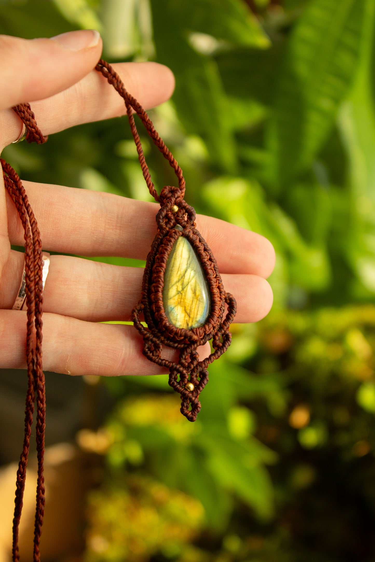 Labradorite • macrame necklace