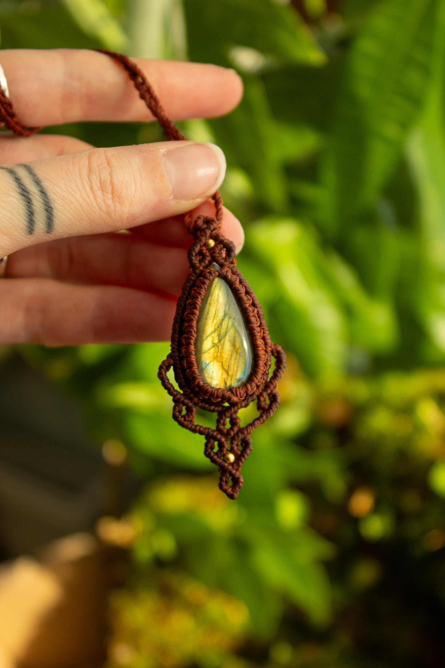 Labradorite • macrame necklace