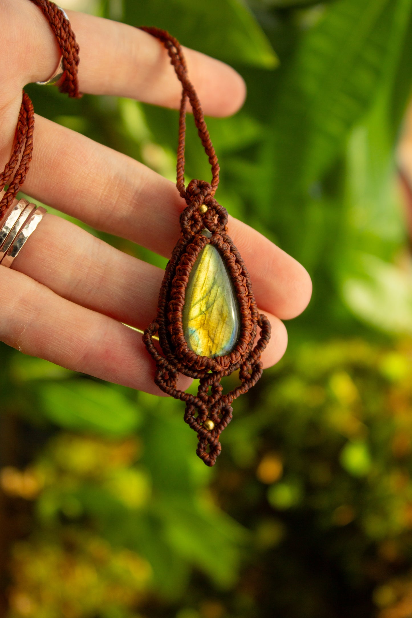 Labradorite • macrame necklace