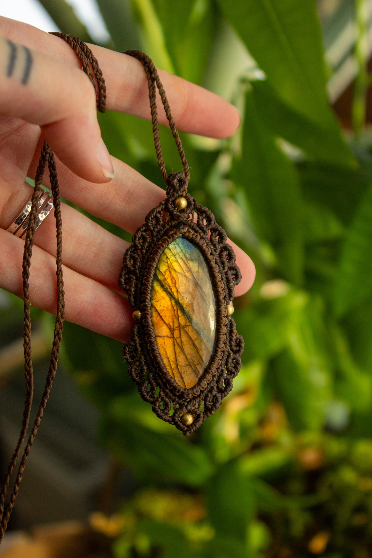 Labradorite • macrame necklace