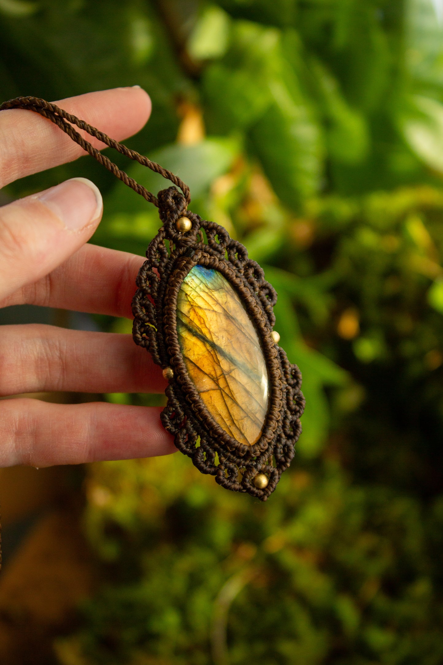 Labradorite • macrame necklace