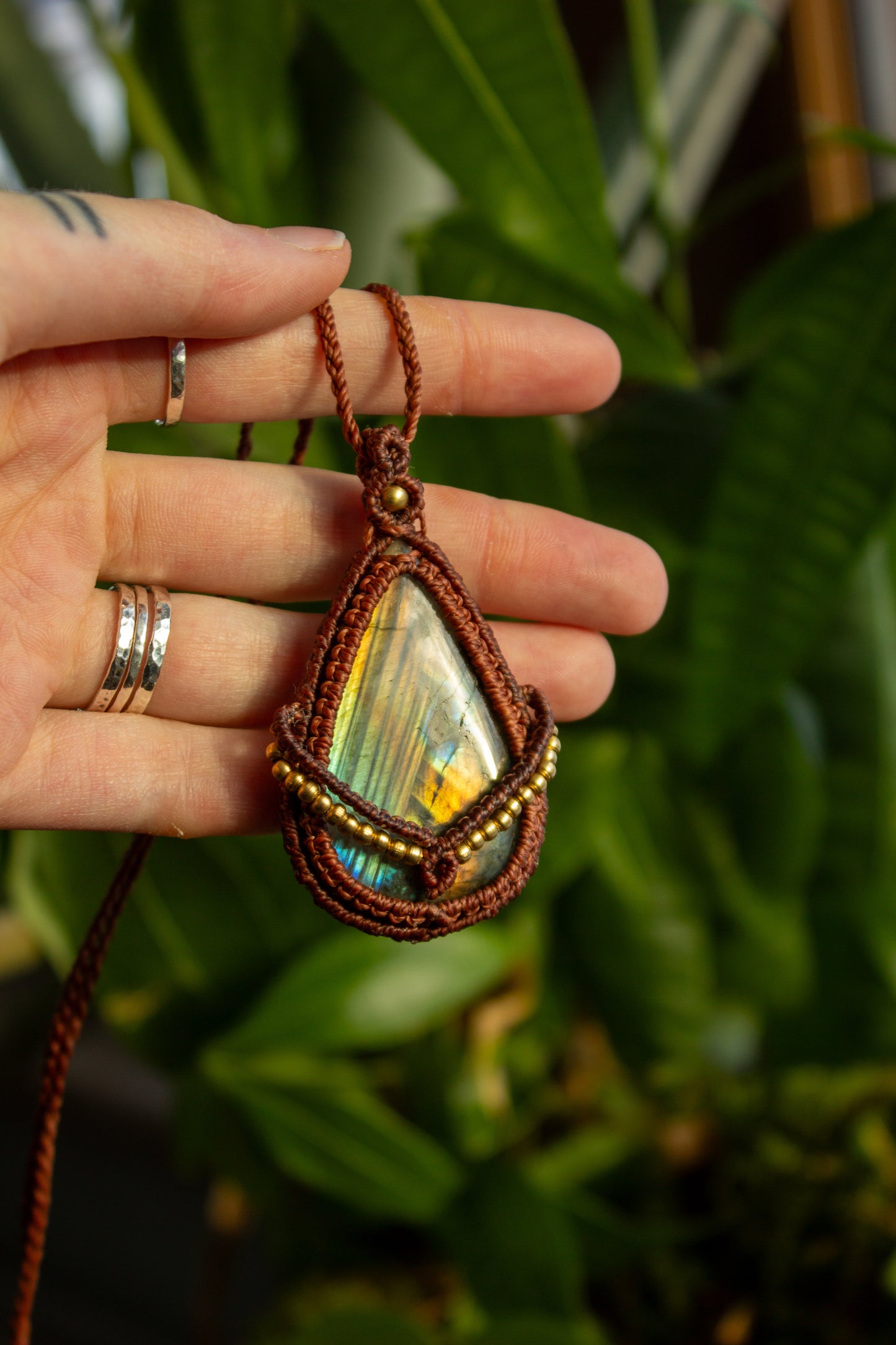 Labradorite • macrame necklace