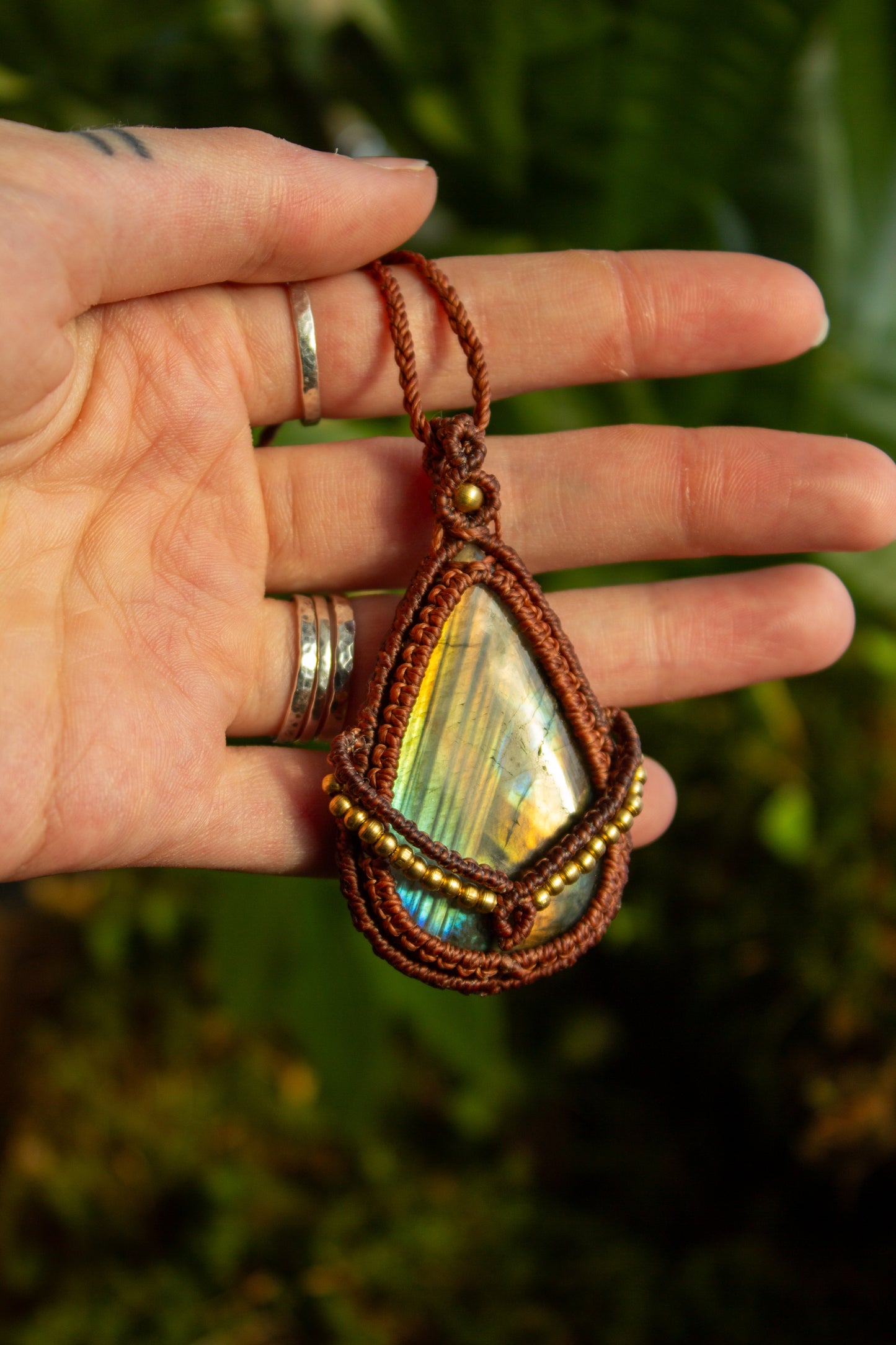 Labradorite • macrame necklace
