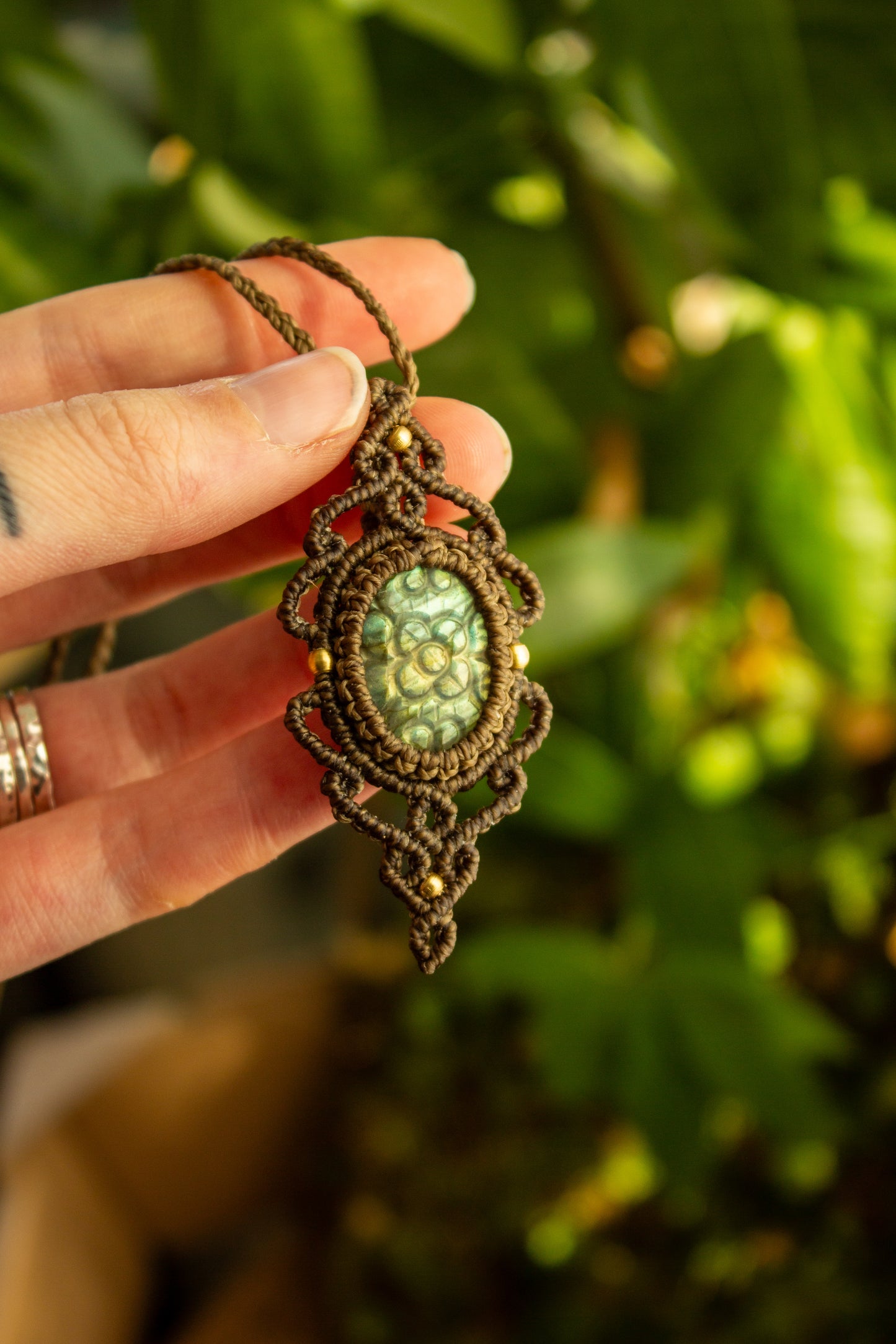Labradorite • macrame necklace