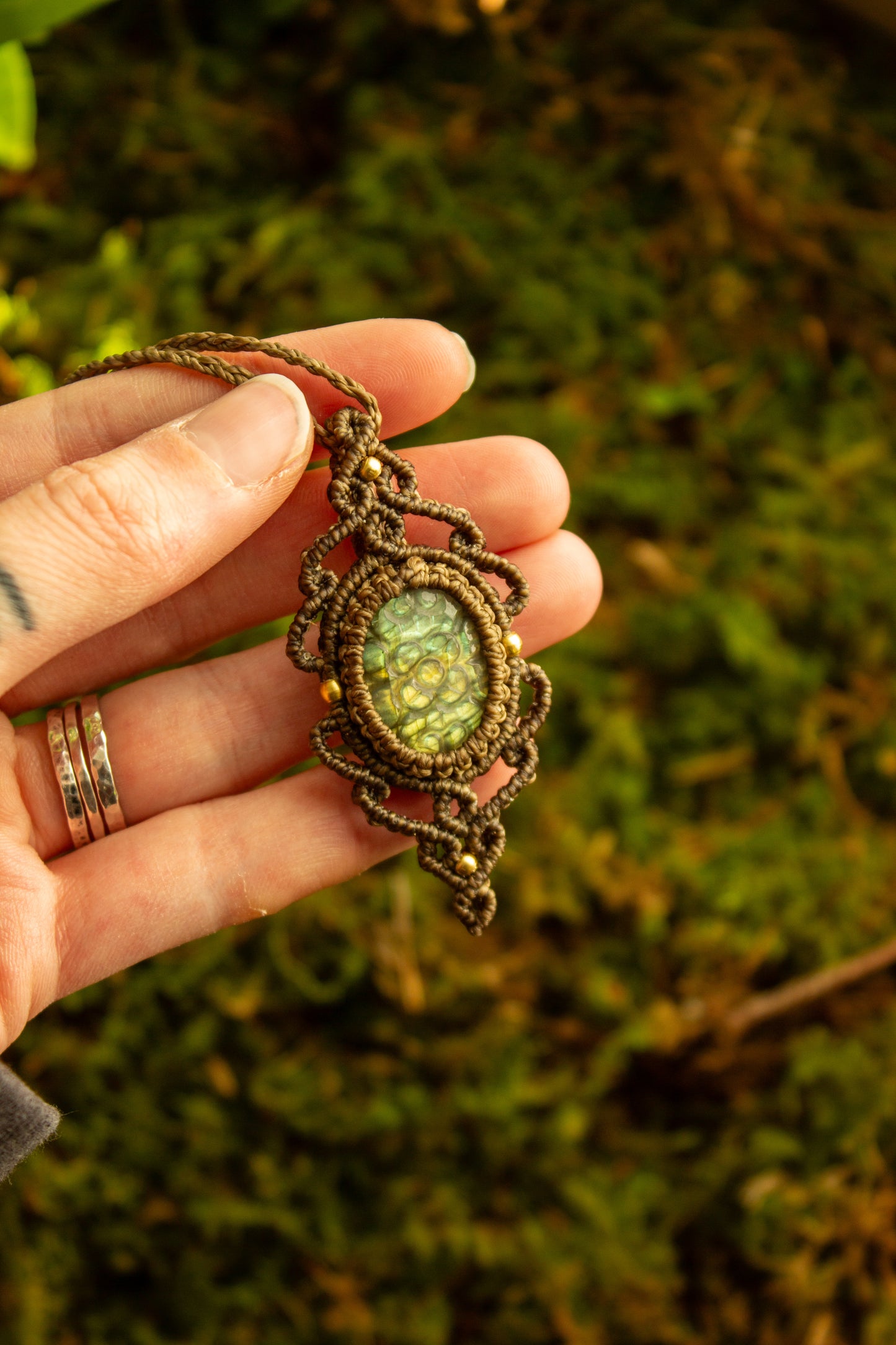 Labradorite • macrame necklace