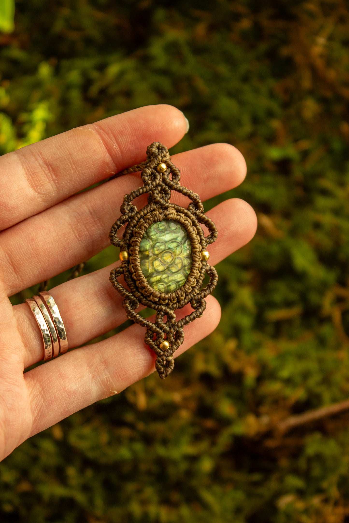 Labradorite • macrame necklace