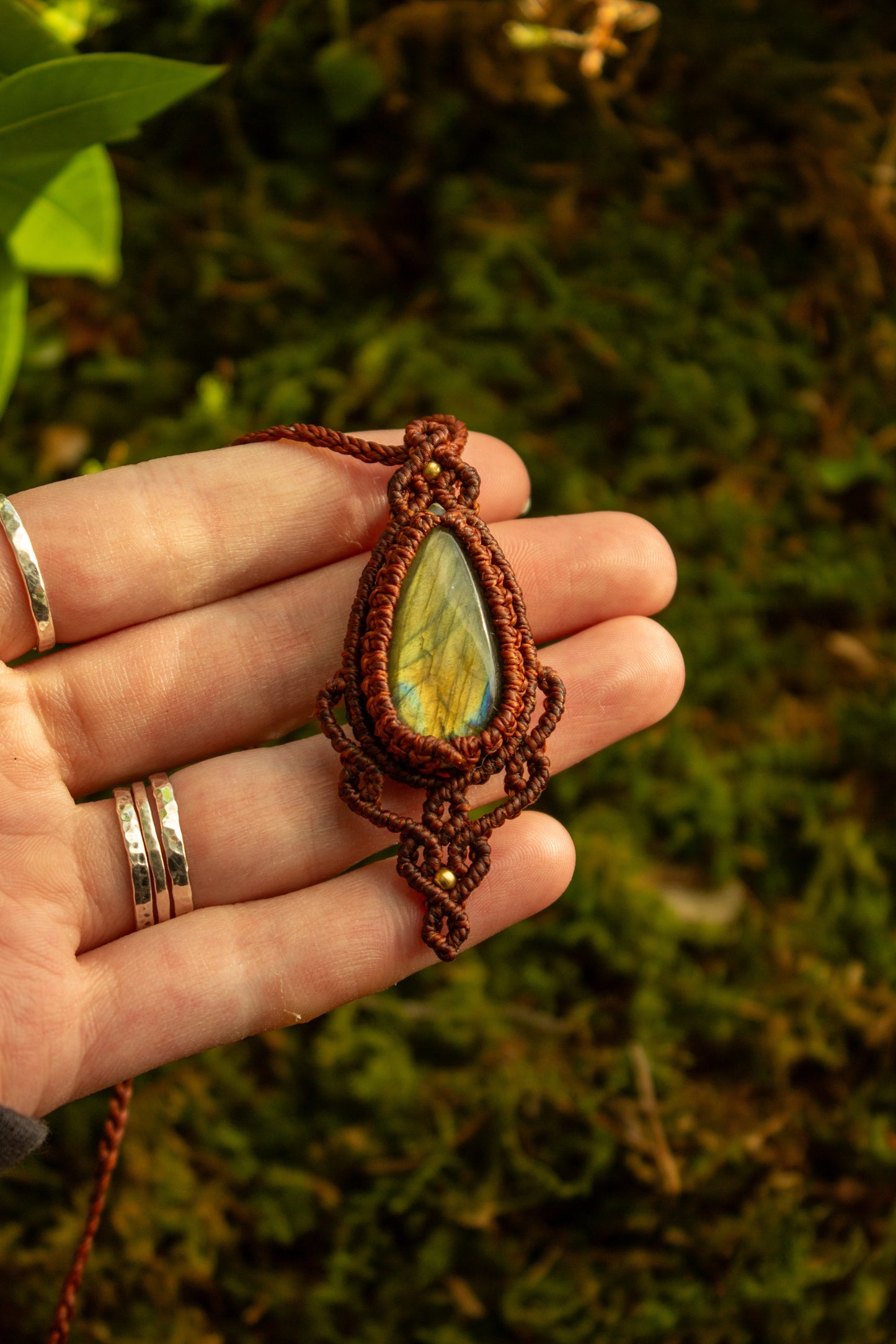 Labradorite • macrame necklace