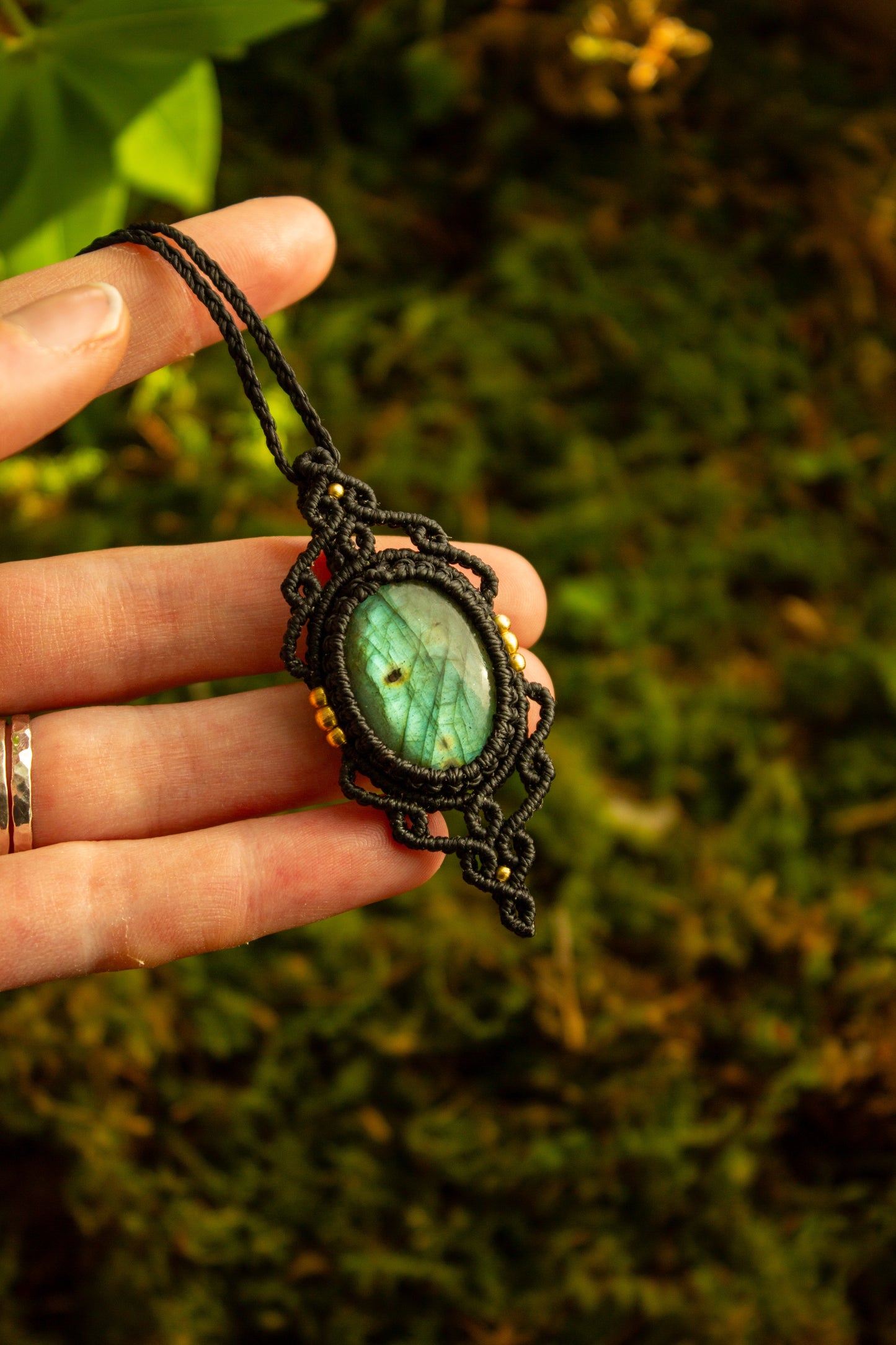 Labradorite • macrame necklace