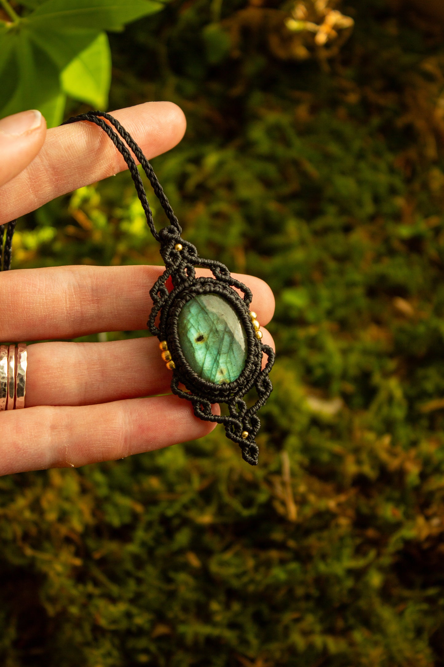 Labradorite • macrame necklace