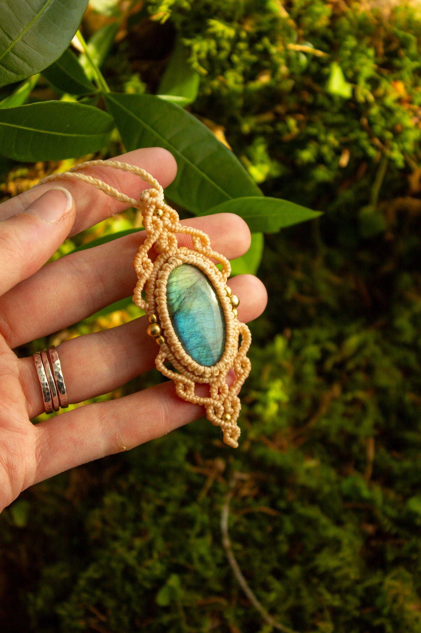 Labradorite • macrame necklace