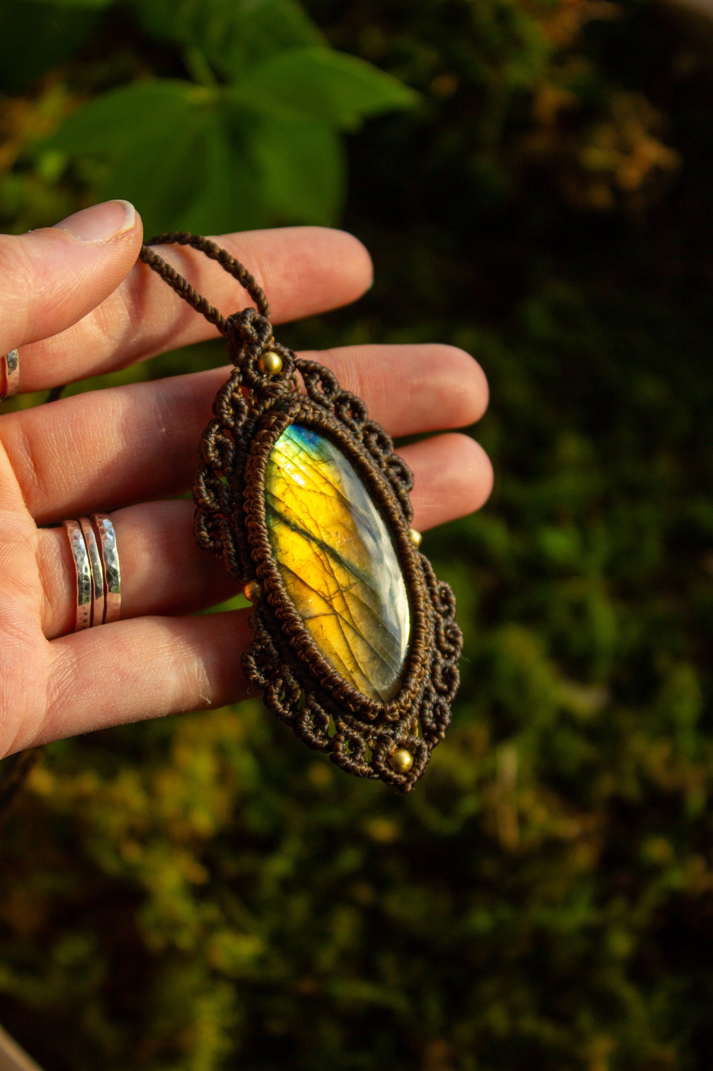 Labradorite • macrame necklace